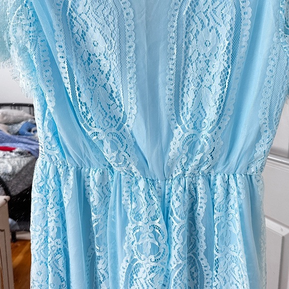Pretty Garden NWT lace maxi dress - Picture 9 of 9